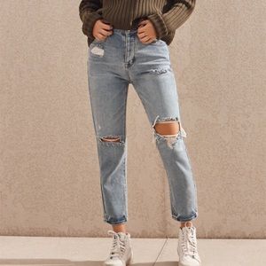 Ripped boyfriend jeans